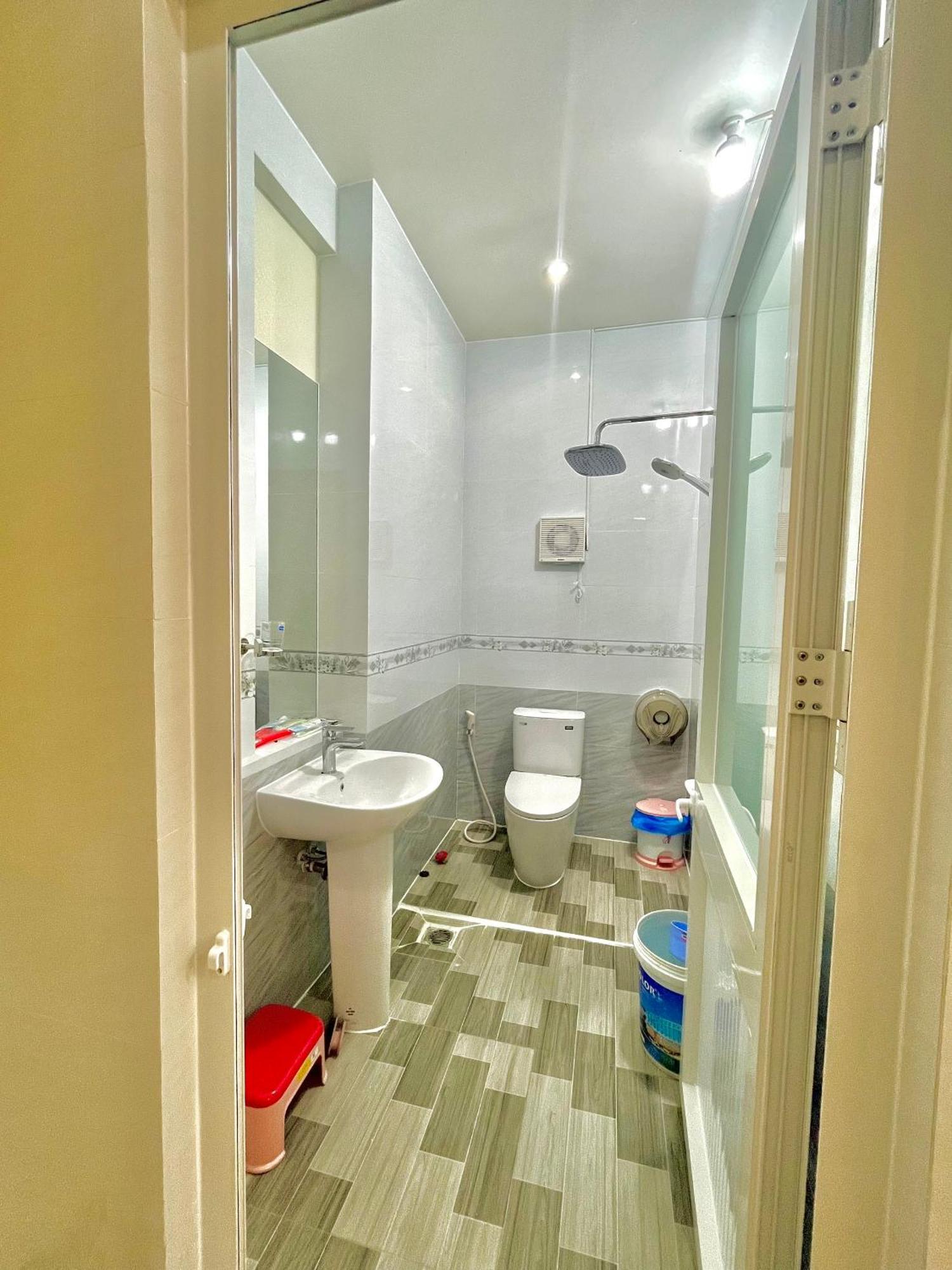 Cherry Homestay - Hoang De Motel Chau Doc Eksteriør bilde