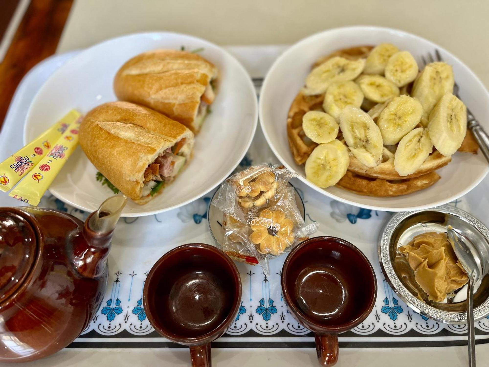 Cherry Homestay - Hoang De Motel Chau Doc Eksteriør bilde